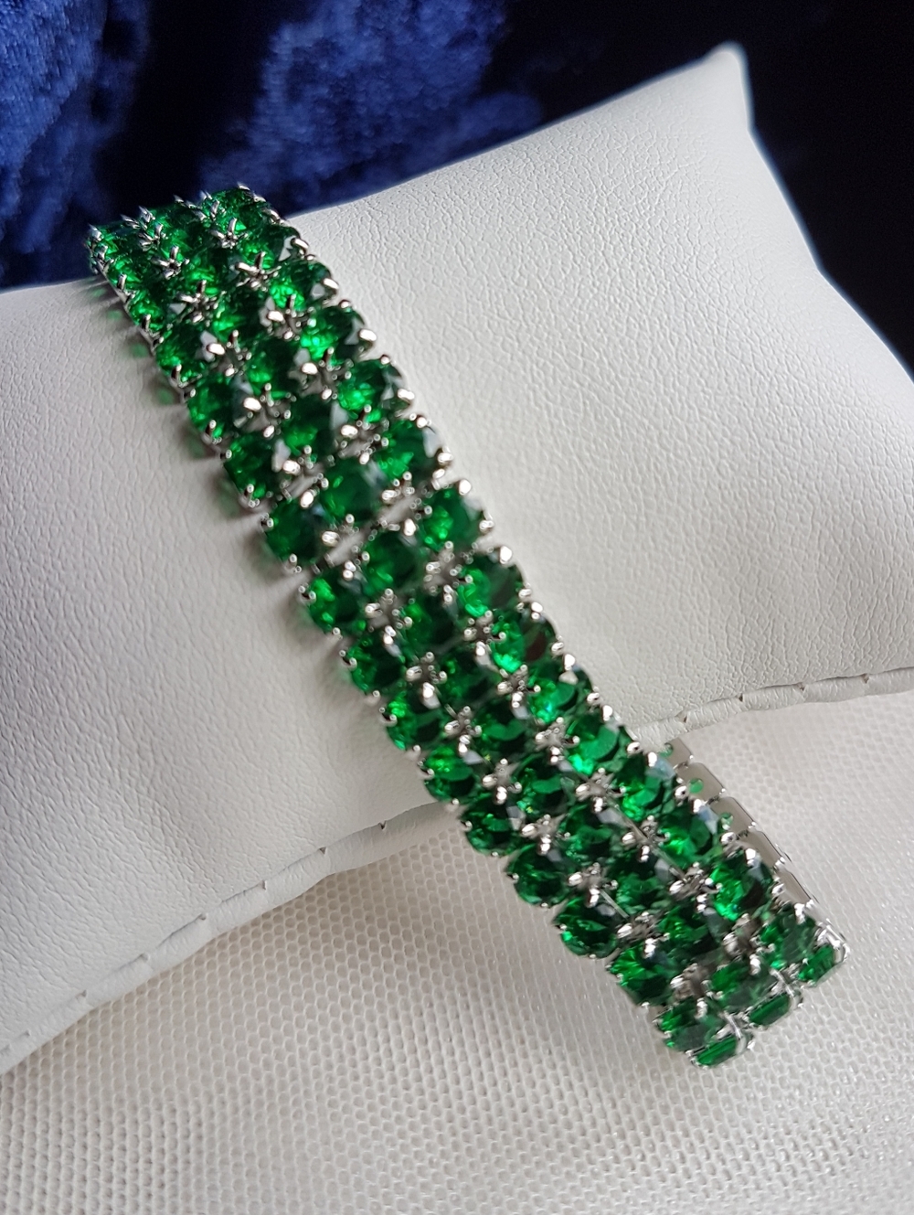 Swarovski Elements 925 Sterling Silver Emerald Green Tennis Bracelet NEW